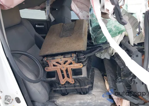 2016 Toyota Tundra Sr5 5.7L V8 from USA, damaged, VIN 5TFUW5F10GX529530